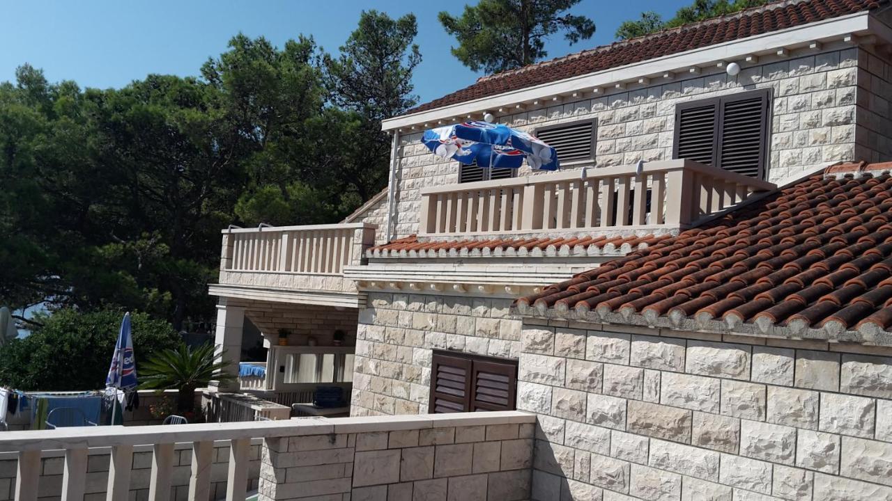 Beachfront House Pope B&B Селка Екстер'єр фото