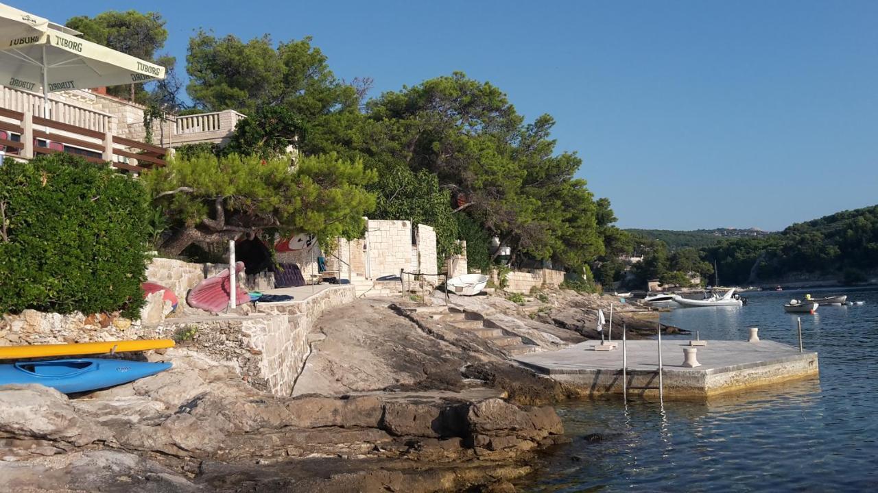 Beachfront House Pope B&B Селка Екстер'єр фото