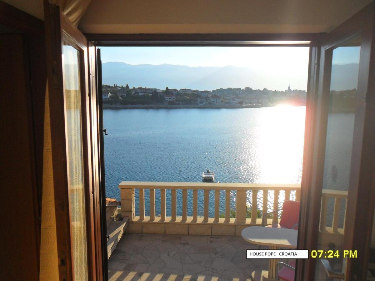 Beachfront House Pope B&B Селка Екстер'єр фото